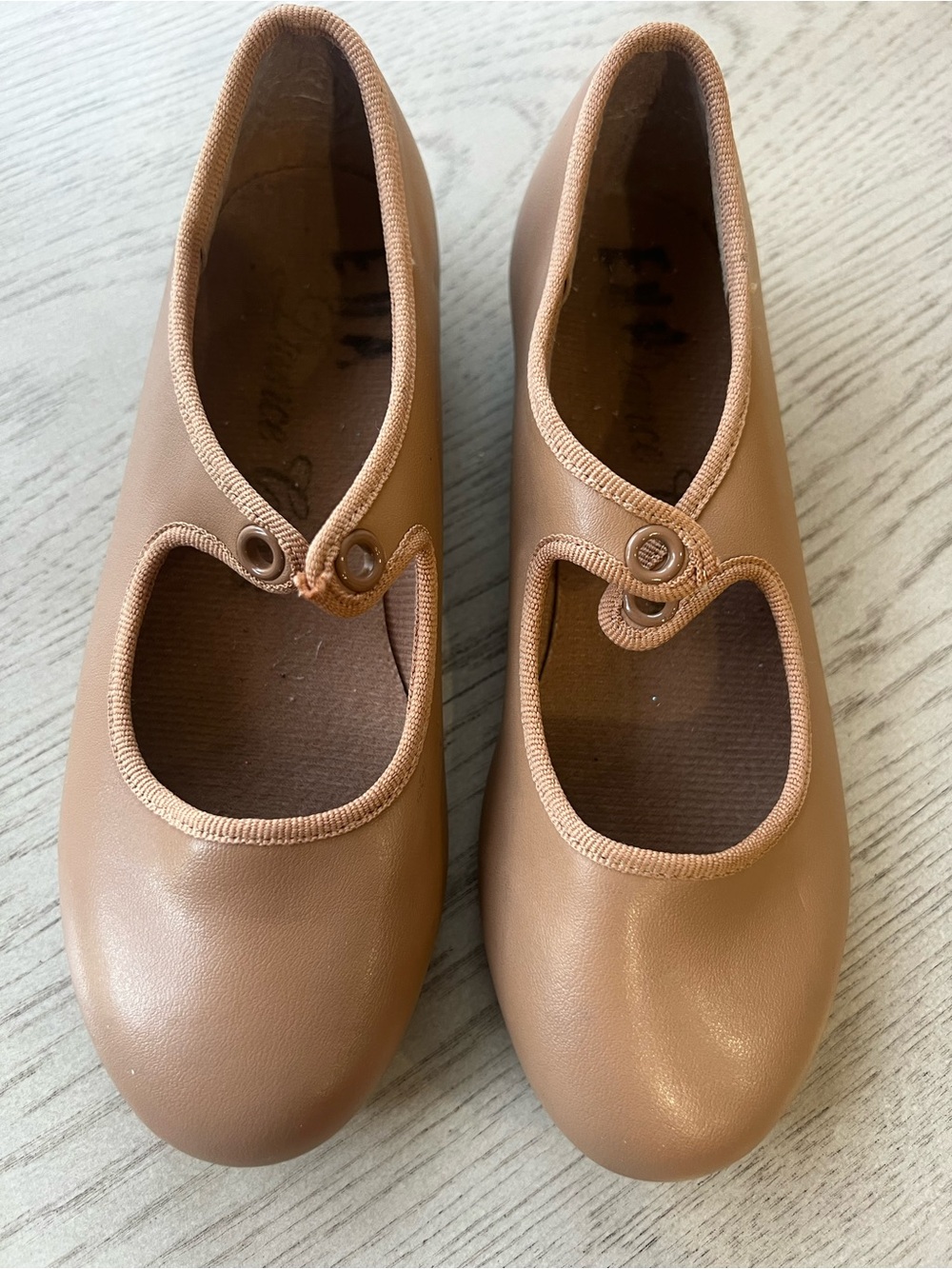 Girl’s Beginner Tap Shoes Size 13 by Dance Class is Like New+Leggings Included